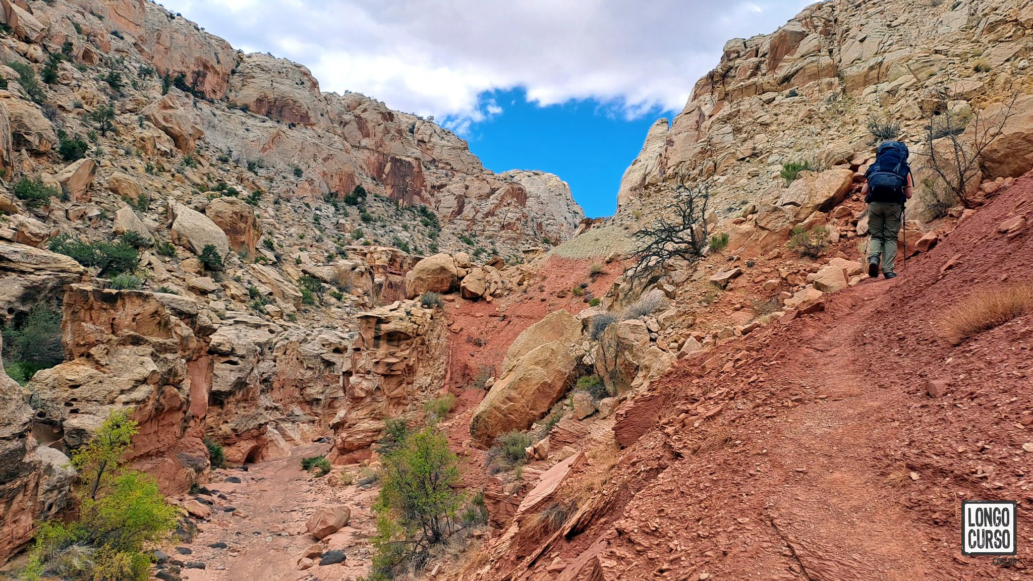 Iniciando a Narrows Bypass no Lower Spring Canyon
