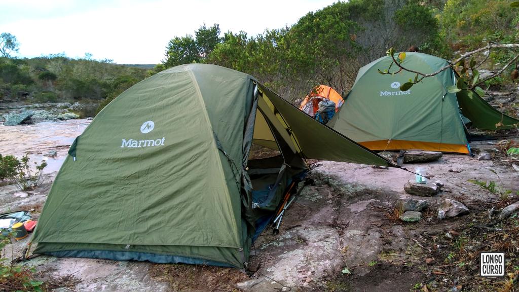 Acampamento às margens do Riachão das Pedras, na altura da Toca do Vaqueiro