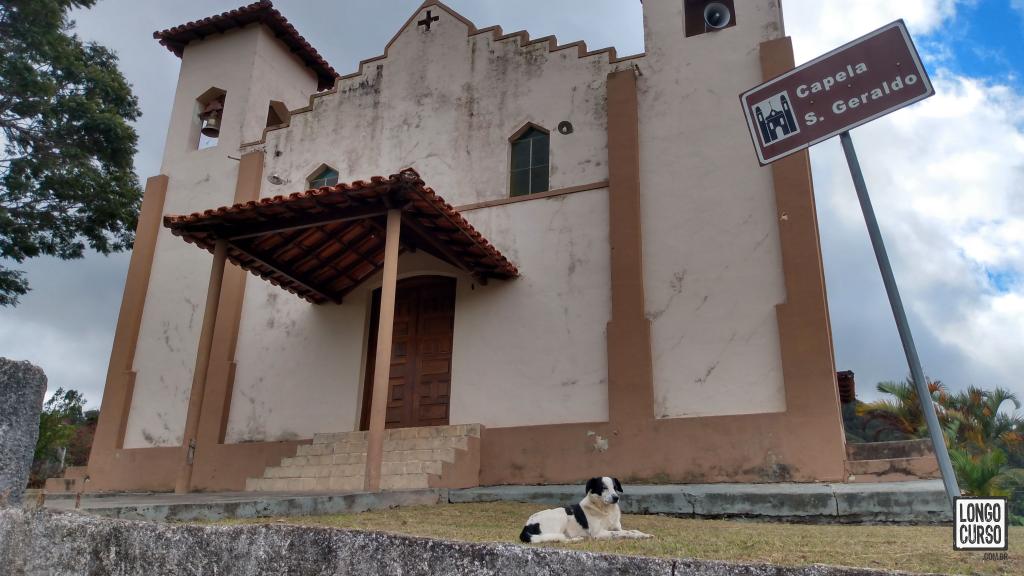 Igreja Matriz de Altamira, ao lado da Pousada Mutuca