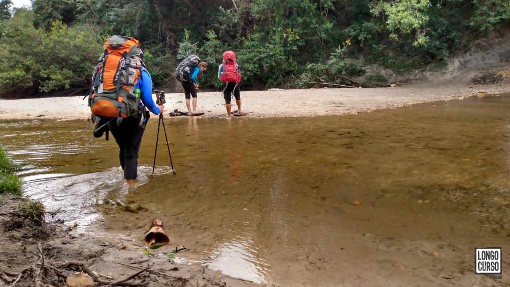 Primeira travessia do Rio Cipó, no bambuzal.