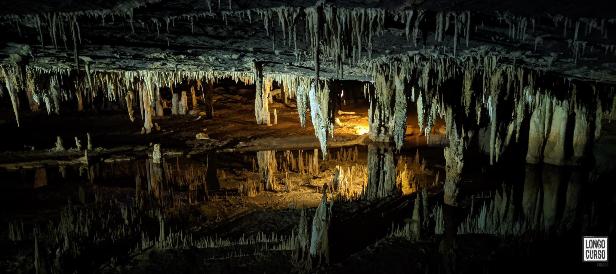 O Salão das Espelhos na Caverna Angélica